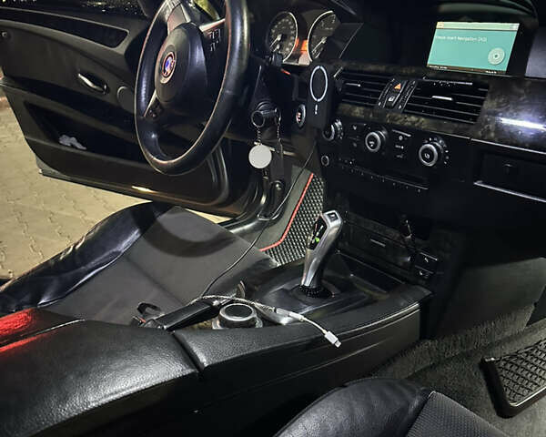 Серый БМВ 5 Серия, объемом двигателя 2 л и пробегом 307 тыс. км за 9000 $, фото 3 на Automoto.ua