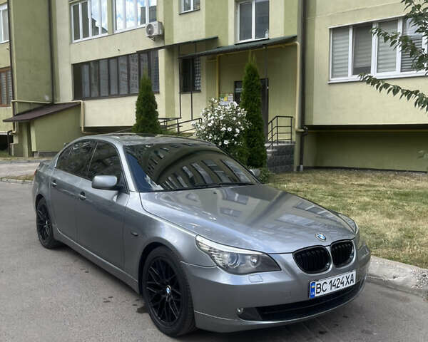 БМВ 5 Серия 2008 в Львове на Automoto.ua Серый БМВ 5 Серия, объемом двигателя 3 л и пробегом 281 тыс. км за 8999 $, фото 14 на Automoto.ua