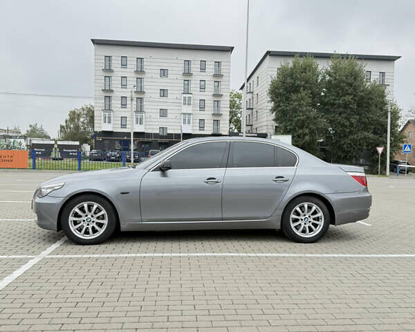 Серый БМВ 5 Серия, объемом двигателя 2 л и пробегом 297 тыс. км за 9200 $, фото 5 на Automoto.ua