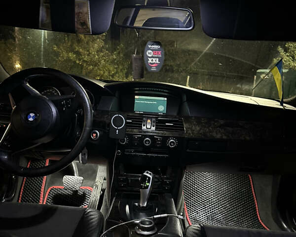 Серый БМВ 5 Серия, объемом двигателя 2 л и пробегом 307 тыс. км за 9000 $, фото 7 на Automoto.ua