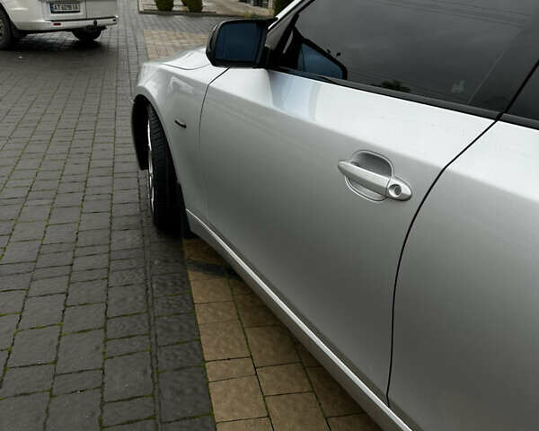 Серый БМВ 5 Серия, объемом двигателя 2.5 л и пробегом 262 тыс. км за 9000 $, фото 11 на Automoto.ua