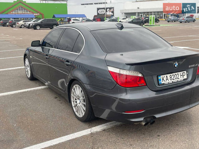 Серый БМВ 5 Серия, объемом двигателя 3 л и пробегом 227 тыс. км за 9500 $, фото 8 на Automoto.ua