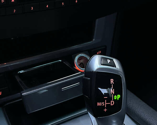 Серый БМВ 5 Серия, объемом двигателя 3 л и пробегом 310 тыс. км за 11999 $, фото 11 на Automoto.ua