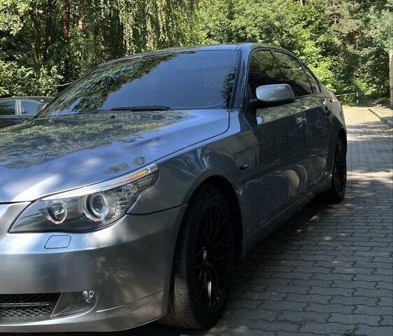 Сірий БМВ 5 Серія, об'ємом двигуна 3 л та пробігом 279 тис. км за 9500 $, фото 12 на Automoto.ua