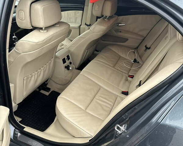 Сірий БМВ 5 Серія, об'ємом двигуна 2 л та пробігом 335 тис. км за 7999 $, фото 9 на Automoto.ua