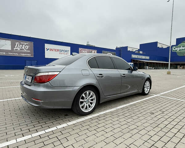 Серый БМВ 5 Серия, объемом двигателя 2 л и пробегом 297 тыс. км за 9200 $, фото 10 на Automoto.ua