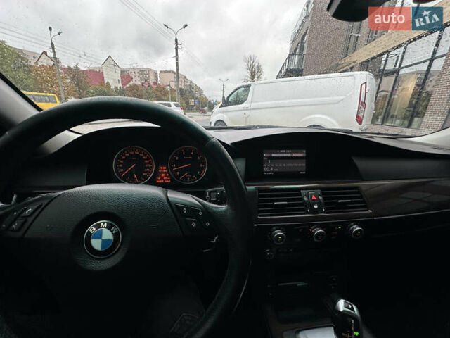 Серый БМВ 5 Серия, объемом двигателя 2.5 л и пробегом 262 тыс. км за 9000 $, фото 36 на Automoto.ua