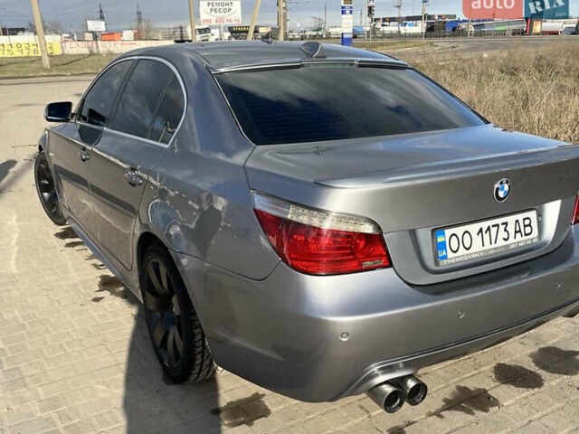Серый БМВ 5 Серия, объемом двигателя 2 л и пробегом 372 тыс. км за 9500 $, фото 5 на Automoto.ua