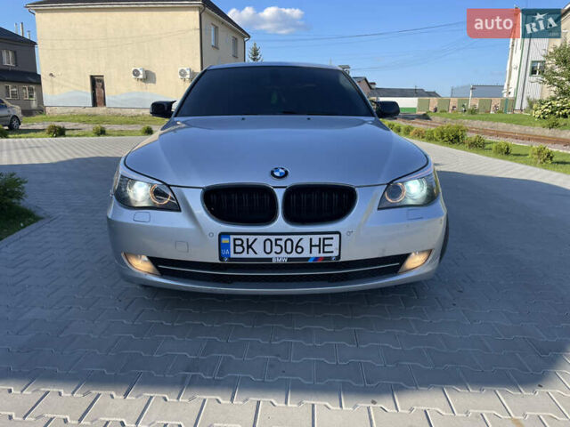 Сірий БМВ 5 Серія, об'ємом двигуна 2 л та пробігом 301 тис. км за 9700 $, фото 1 на Automoto.ua