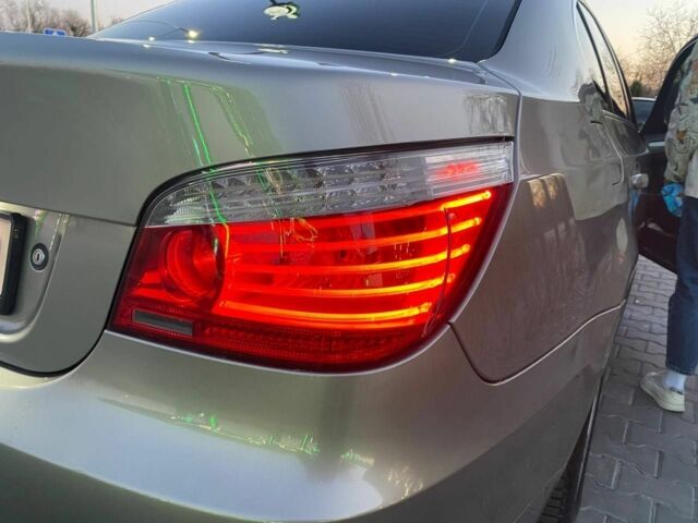 Серый БМВ 5 Серия, объемом двигателя 2 л и пробегом 367 тыс. км за 8750 $, фото 7 на Automoto.ua