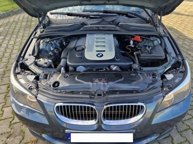 Сірий БМВ 5 Серія, об'ємом двигуна 3 л та пробігом 197 тис. км за 2100 $, фото 5 на Automoto.ua