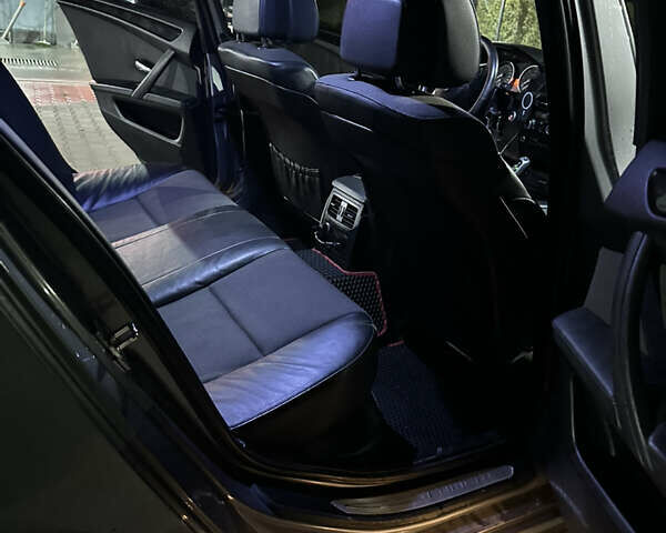 Серый БМВ 5 Серия, объемом двигателя 2 л и пробегом 307 тыс. км за 9000 $, фото 8 на Automoto.ua