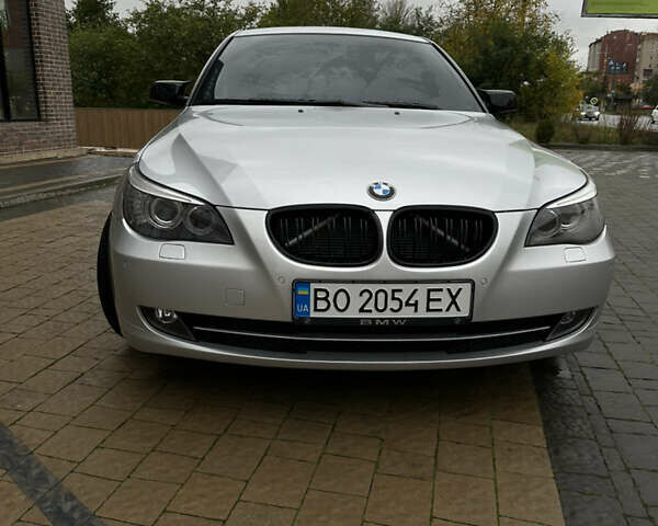 Серый БМВ 5 Серия, объемом двигателя 2.5 л и пробегом 262 тыс. км за 9000 $, фото 1 на Automoto.ua