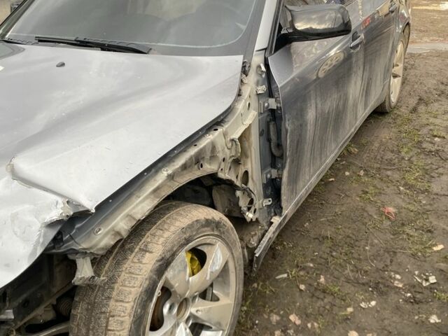 Сірий БМВ 5 Серія, об'ємом двигуна 3 л та пробігом 282 тис. км за 4200 $, фото 3 на Automoto.ua