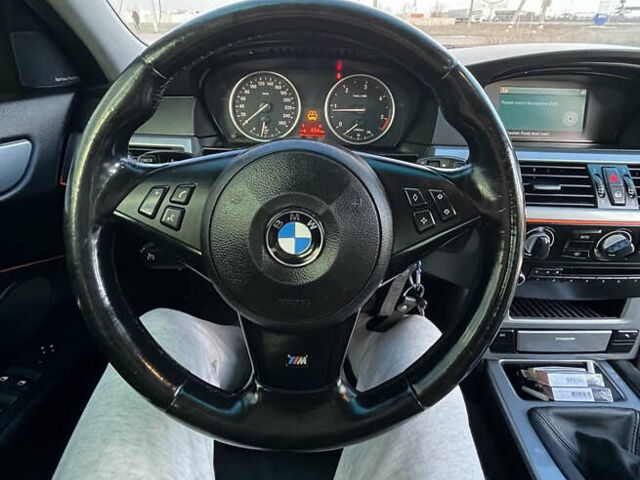 Серый БМВ 5 Серия, объемом двигателя 2 л и пробегом 372 тыс. км за 9500 $, фото 19 на Automoto.ua