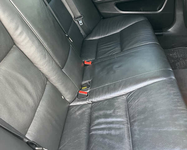 Серый БМВ 5 Серия, объемом двигателя 2 л и пробегом 372 тыс. км за 9500 $, фото 15 на Automoto.ua