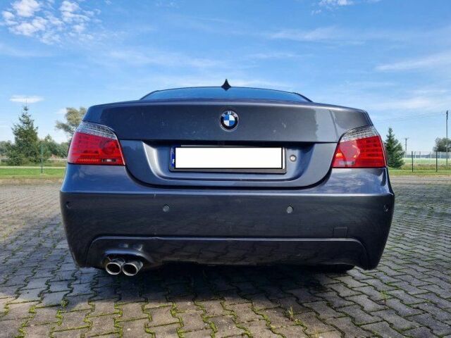 Сірий БМВ 5 Серія, об'ємом двигуна 3 л та пробігом 197 тис. км за 2100 $, фото 3 на Automoto.ua