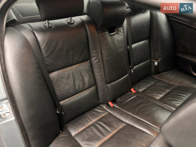 Серый БМВ 5 Серия, объемом двигателя 2.5 л и пробегом 250 тыс. км за 8250 $, фото 20 на Automoto.ua