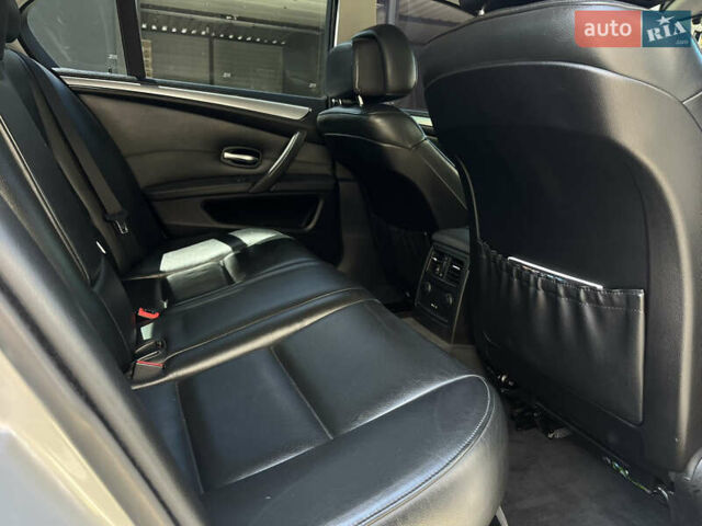 Серый БМВ 5 Серия, объемом двигателя 3 л и пробегом 310 тыс. км за 11999 $, фото 10 на Automoto.ua