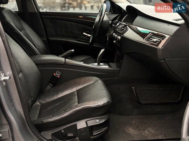 Серый БМВ 5 Серия, объемом двигателя 2.5 л и пробегом 250 тыс. км за 8250 $, фото 25 на Automoto.ua
