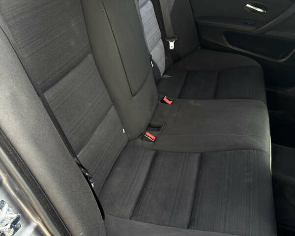 Серый БМВ 5 Серия, объемом двигателя 2 л и пробегом 270 тыс. км за 7500 $, фото 11 на Automoto.ua