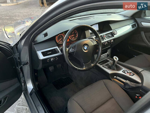 Серый БМВ 5 Серия, объемом двигателя 2 л и пробегом 187 тыс. км за 7900 $, фото 15 на Automoto.ua