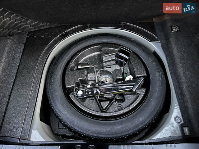 Серый БМВ 5 Серия, объемом двигателя 2 л и пробегом 187 тыс. км за 7900 $, фото 28 на Automoto.ua