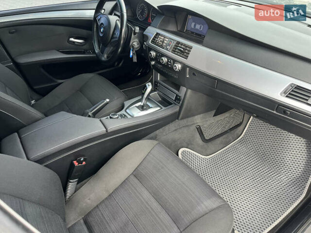 БМВ 5 Серия 2009 в Виннице на Automoto.ua Серый БМВ 5 Серия, объемом двигателя 2 л и пробегом 205 тыс. км за 11700 $, фото 16 на Automoto.ua