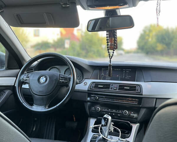 Серый БМВ 5 Серия, объемом двигателя 2.99 л и пробегом 213 тыс. км за 17800 $, фото 32 на Automoto.ua