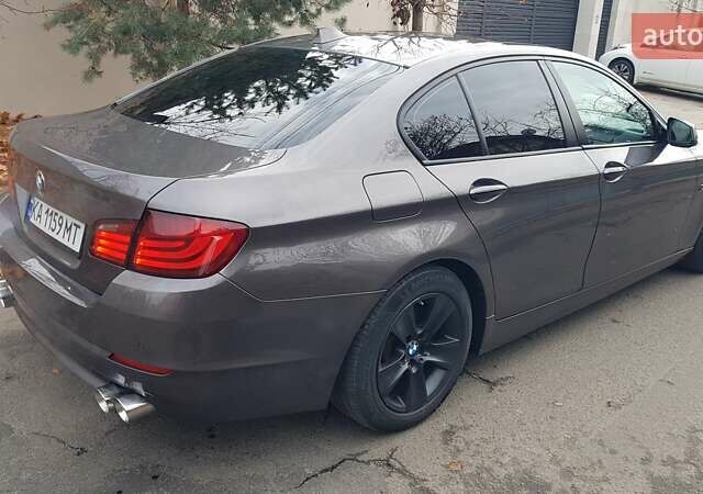 Сірий БМВ 5 Серія, об'ємом двигуна 3 л та пробігом 316 тис. км за 10400 $, фото 27 на Automoto.ua