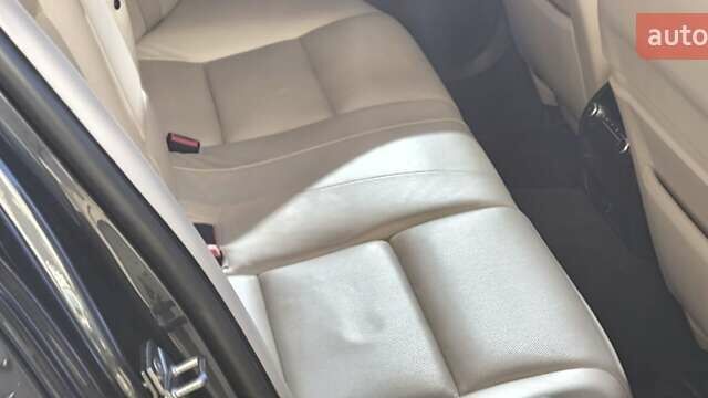 БМВ 5 Серия 2010 в Киеве на Automoto.ua Серый БМВ 5 Серия, объемом двигателя 3.5 л и пробегом 138 тыс. км за 25500 $, фото 33 на Automoto.ua