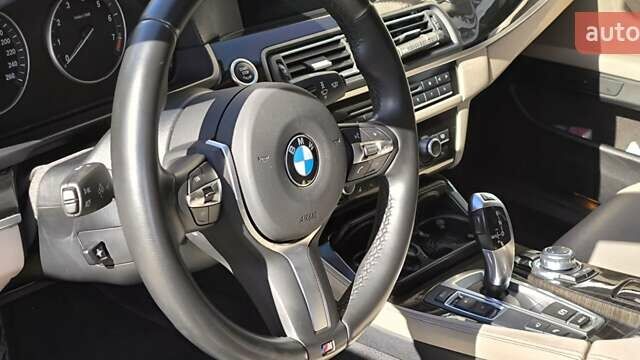 БМВ 5 Серия 2010 в Киеве на Automoto.ua Серый БМВ 5 Серия, объемом двигателя 3.5 л и пробегом 138 тыс. км за 25500 $, фото 40 на Automoto.ua