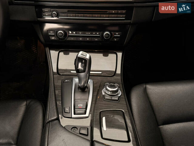 Серый БМВ 5 Серия, объемом двигателя 2.5 л и пробегом 270 тыс. км за 11800 $, фото 22 на Automoto.ua