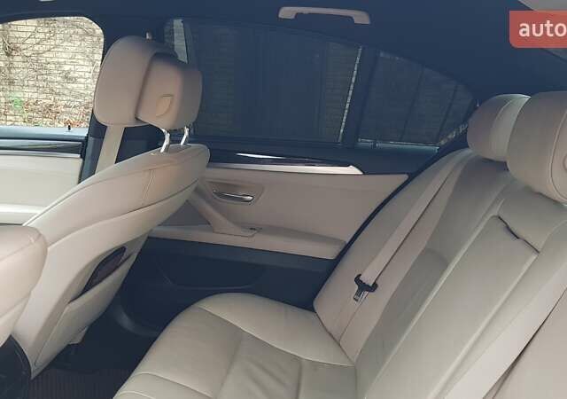 Сірий БМВ 5 Серія, об'ємом двигуна 3 л та пробігом 316 тис. км за 10400 $, фото 19 на Automoto.ua