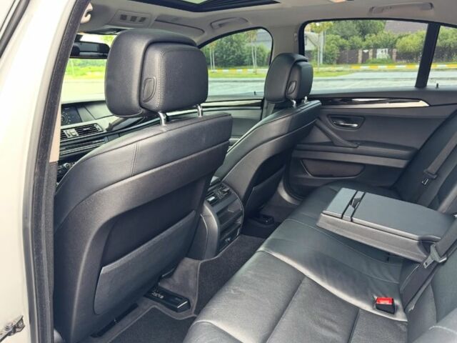 Серый БМВ 5 Серия, объемом двигателя 2 л и пробегом 306 тыс. км за 11900 $, фото 6 на Automoto.ua