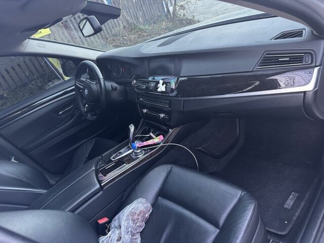 Серый БМВ 5 Серия, объемом двигателя 2 л и пробегом 306 тыс. км за 11900 $, фото 2 на Automoto.ua