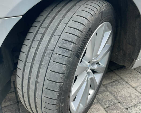 Серый БМВ 5 Серия, объемом двигателя 2.99 л и пробегом 213 тыс. км за 17800 $, фото 48 на Automoto.ua