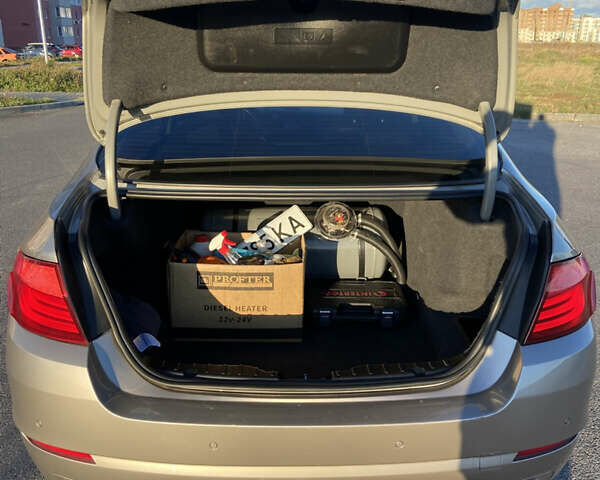 Серый БМВ 5 Серия, объемом двигателя 2.5 л и пробегом 283 тыс. км за 11800 $, фото 23 на Automoto.ua