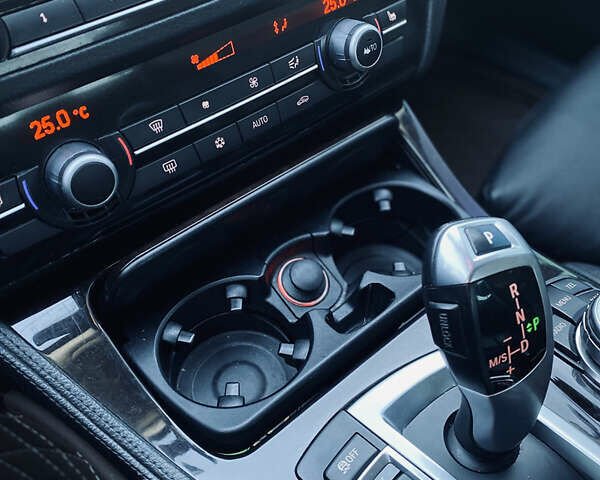 Сірий БМВ 5 Серія, об'ємом двигуна 2.99 л та пробігом 240 тис. км за 16200 $, фото 38 на Automoto.ua