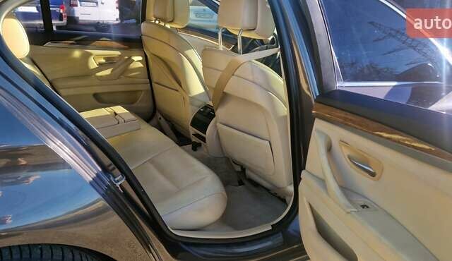 Сірий БМВ 5 Серія, об'ємом двигуна 3 л та пробігом 189 тис. км за 13100 $, фото 12 на Automoto.ua