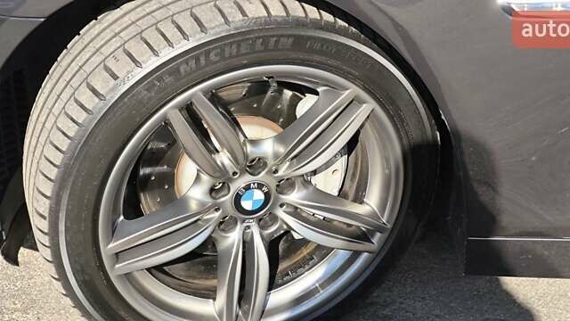 БМВ 5 Серия 2010 в Киеве на Automoto.ua Серый БМВ 5 Серия, объемом двигателя 3.5 л и пробегом 138 тыс. км за 25500 $, фото 45 на Automoto.ua