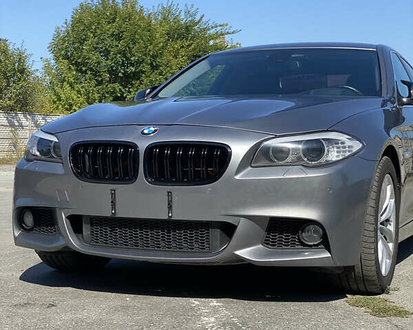 Серый БМВ 5 Серия, объемом двигателя 2.99 л и пробегом 363 тыс. км за 15500 $, фото 8 на Automoto.ua