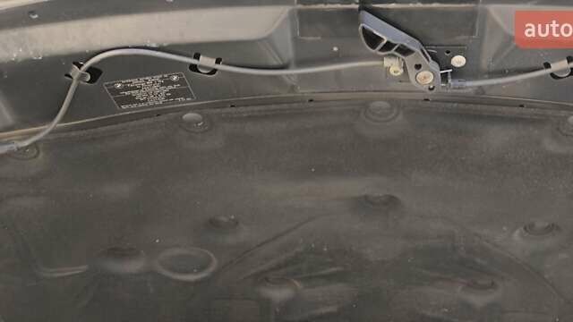 БМВ 5 Серия 2010 в Киеве на Automoto.ua Серый БМВ 5 Серия, объемом двигателя 3.5 л и пробегом 138 тыс. км за 25500 $, фото 25 на Automoto.ua