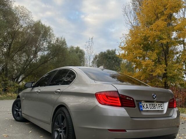 Серый БМВ 5 Серия, объемом двигателя 3 л и пробегом 320 тыс. км за 12500 $, фото 6 на Automoto.ua