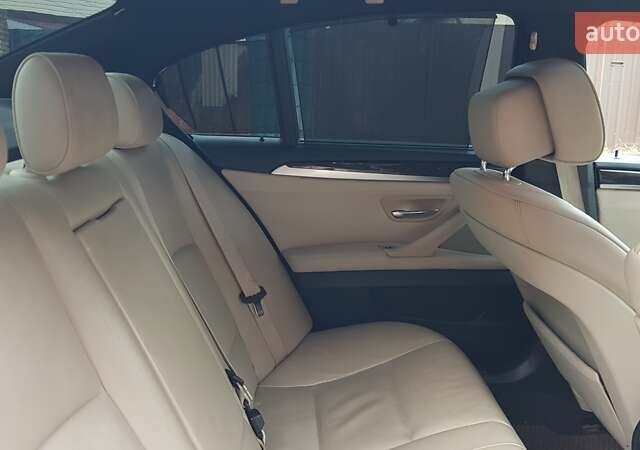 Сірий БМВ 5 Серія, об'ємом двигуна 3 л та пробігом 316 тис. км за 10400 $, фото 22 на Automoto.ua