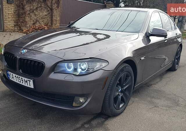 Сірий БМВ 5 Серія, об'ємом двигуна 3 л та пробігом 316 тис. км за 10400 $, фото 12 на Automoto.ua