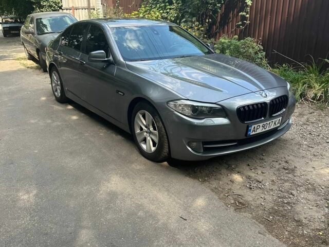 Серый БМВ 5 Серия, объемом двигателя 3 л и пробегом 178 тыс. км за 11999 $, фото 1 на Automoto.ua