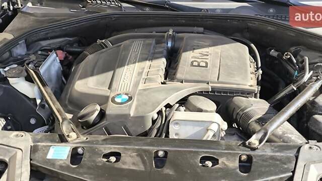 БМВ 5 Серия 2010 в Киеве на Automoto.ua Серый БМВ 5 Серия, объемом двигателя 3.5 л и пробегом 138 тыс. км за 25500 $, фото 29 на Automoto.ua