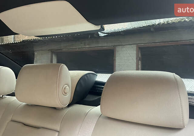 Серый БМВ 5 Серия, объемом двигателя 3 л и пробегом 315 тыс. км за 10000 $, фото 22 на Automoto.ua