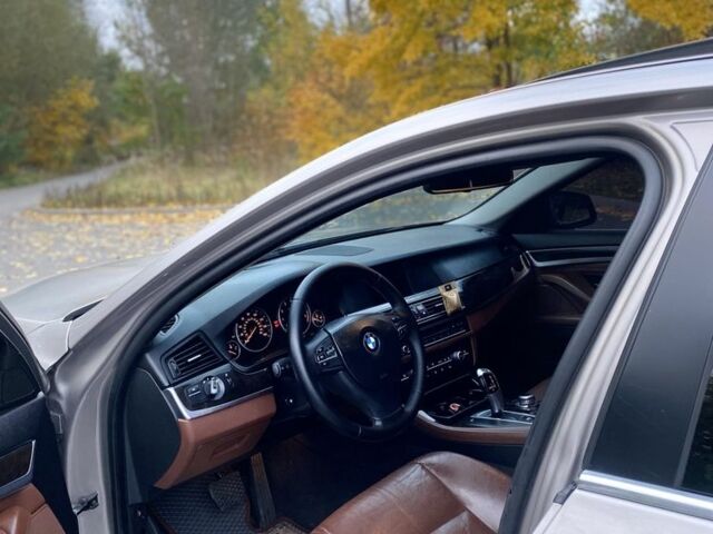 Серый БМВ 5 Серия, объемом двигателя 3 л и пробегом 320 тыс. км за 12500 $, фото 10 на Automoto.ua